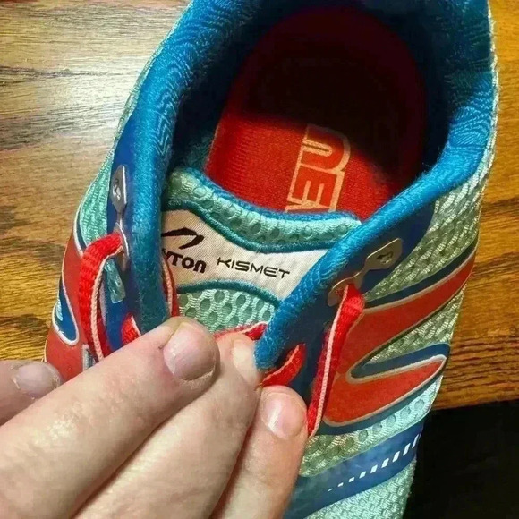 Women’s Newton running shoes - Picture 5 of 6